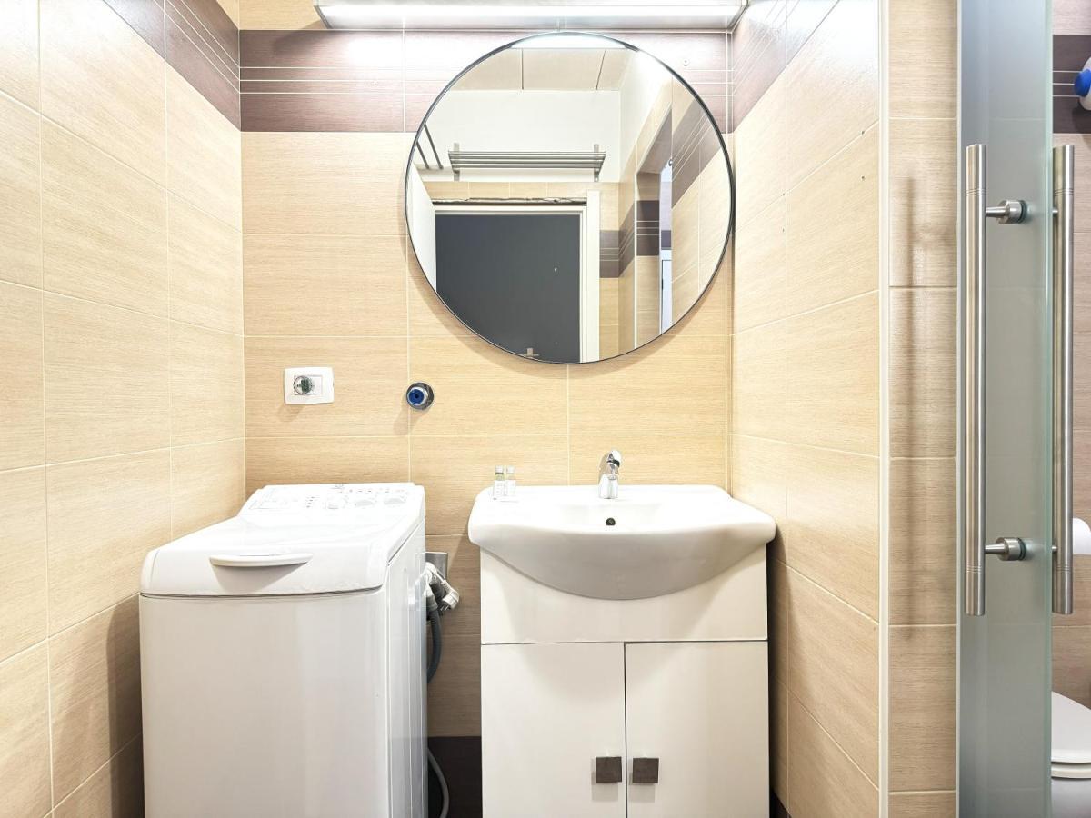 Dora Park-porta Susa Private Parking&netflix Appartamento