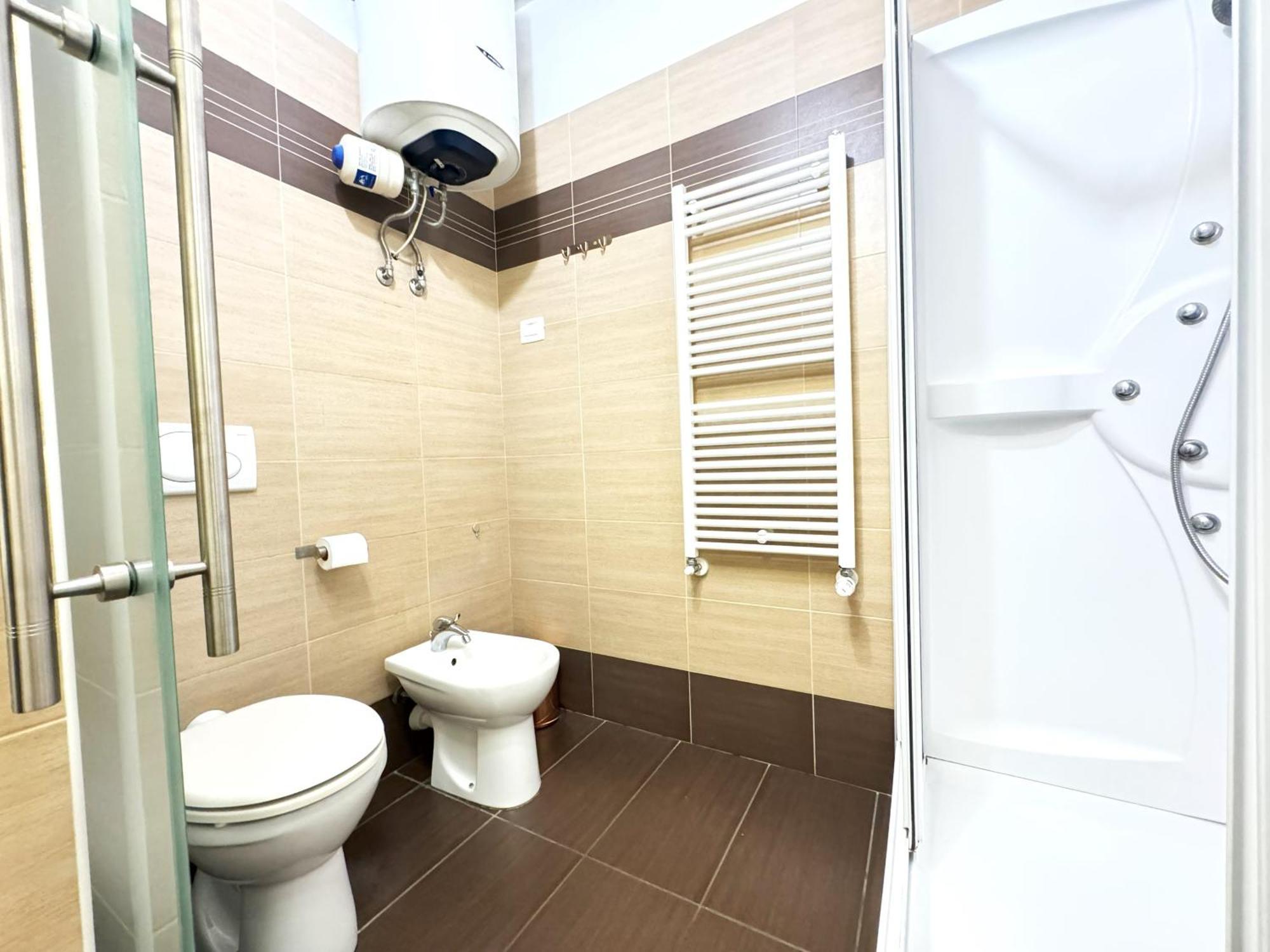 Dora Park-porta Susa Private Parking&netflix Appartamento
